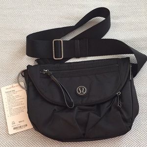 Lululemon bag